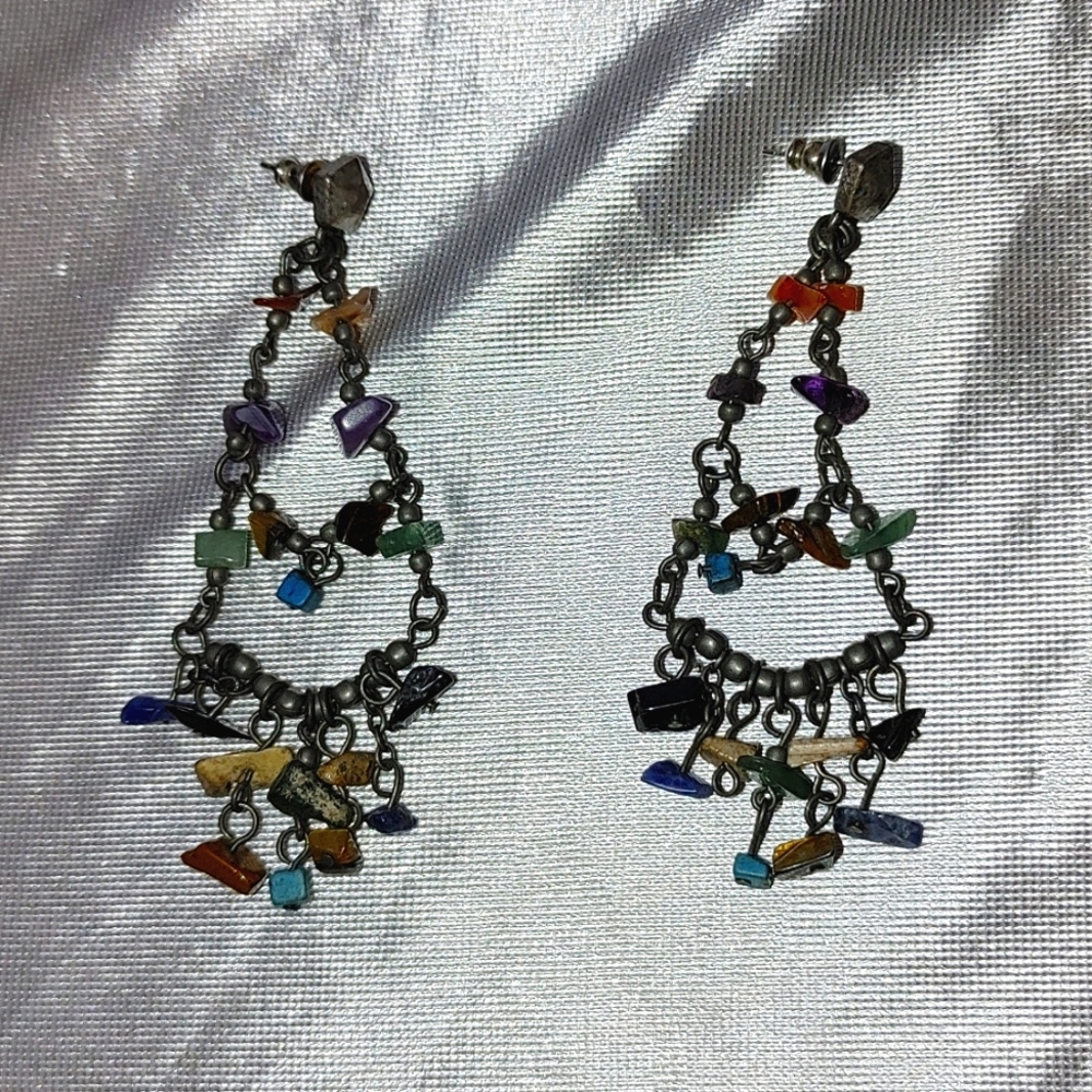 Earthey semi-precious stone dangle earrings - Picture 2 of 6